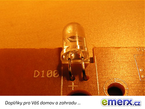 Obr. 3 – LED dioda (světelná dioda), která z ovladače vysílá infračervené světlo