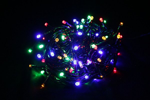 Vánoční řetěz 180 LED, barevné, délka 14m, vnitřní (V180M)