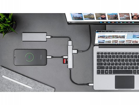 Adaptér KRUGER & MATZ (HUB) USB C na port HDMI / USB3.0 / SD / MicroSD