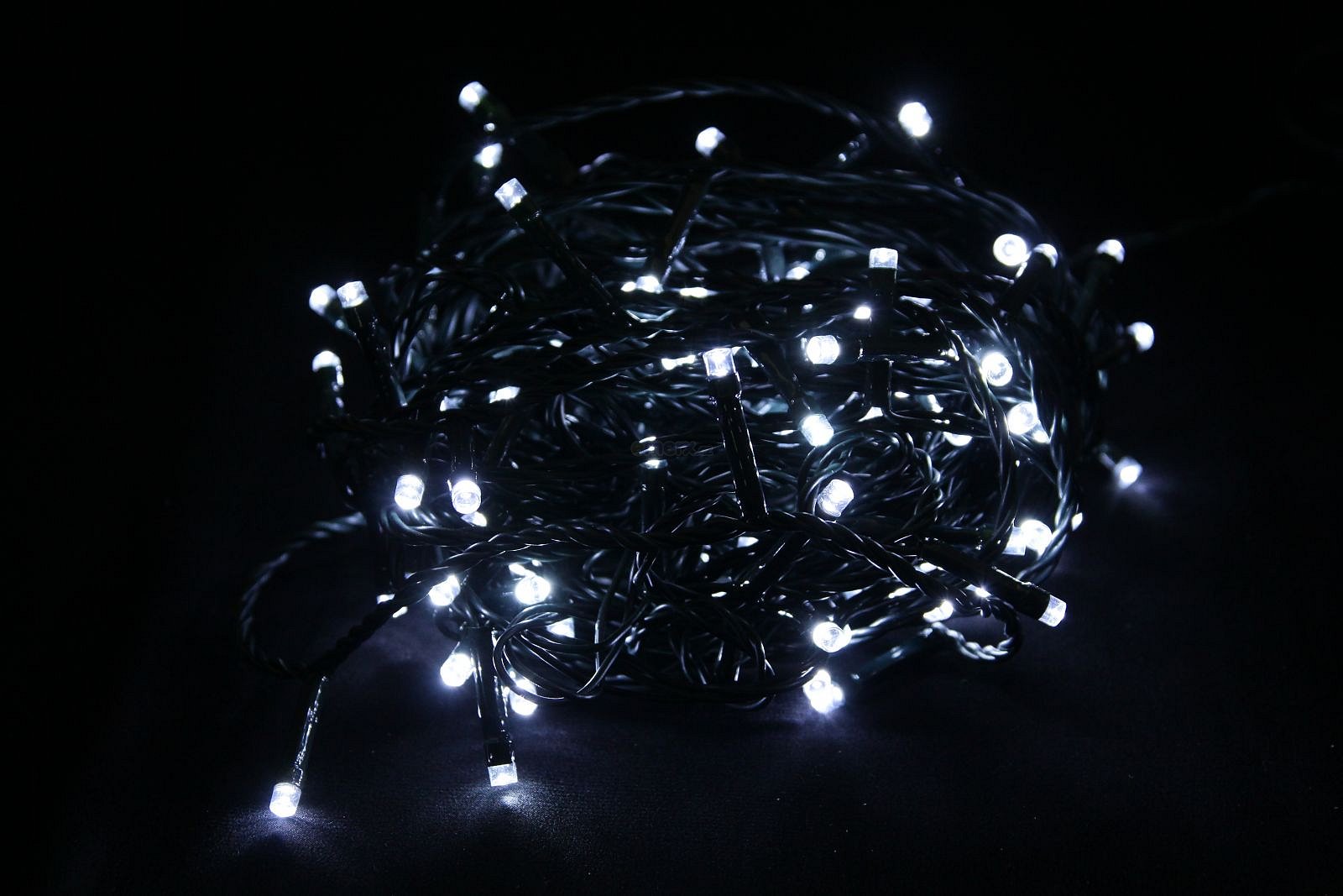Vánoční řetěz 180 LED, bílé, délka 14m, vnitřní (V180W)