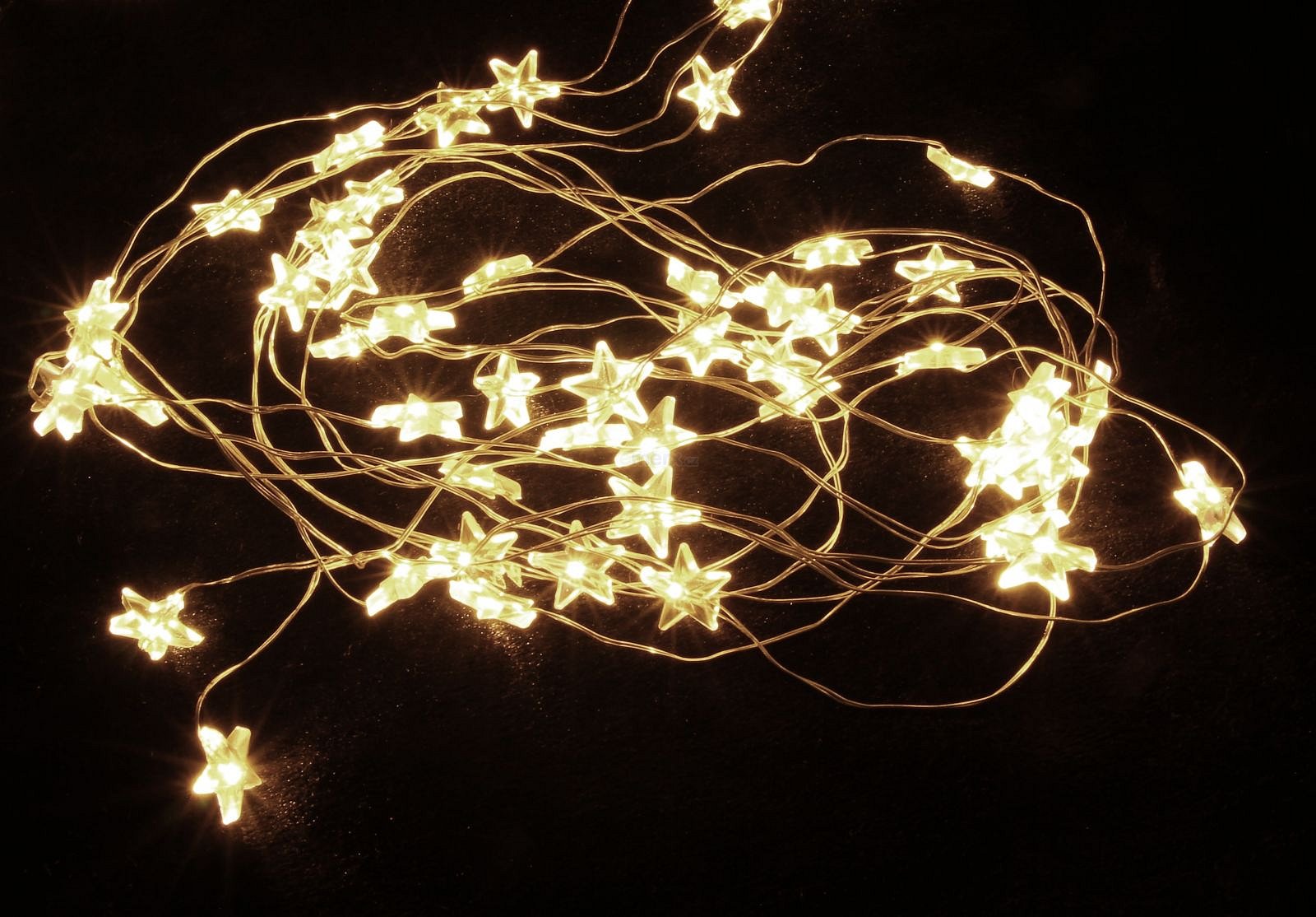 Vánoční závěs 360 LED hvězdy; teplé bílé; 12 pramenů; délka 3m; vnitřní (Z360H/12P-WW)