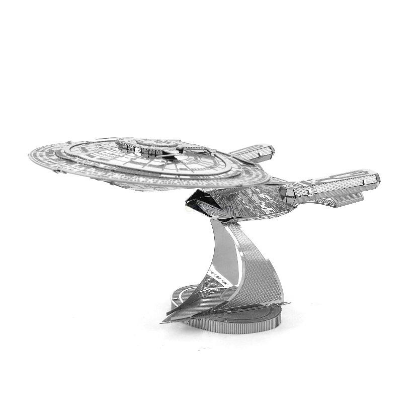 Stavebnice 3D kovového modelu Star Trek USS Enterprice NCC-1701D (032309012811)