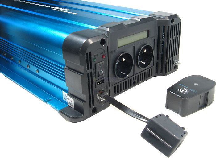 Měnič napětí Solarvertech FS4000 24V/230V 4000W čistá sinusovka D.O. bezdrátové