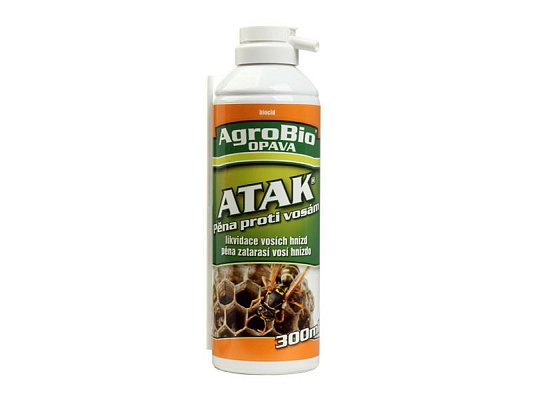 Pěna proti vosám AGROBIO Atak 300ml