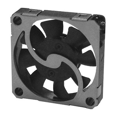 5V/42mA; 0,21W; 15x15x4mm; 16000 RPM; 35dB; kluzné