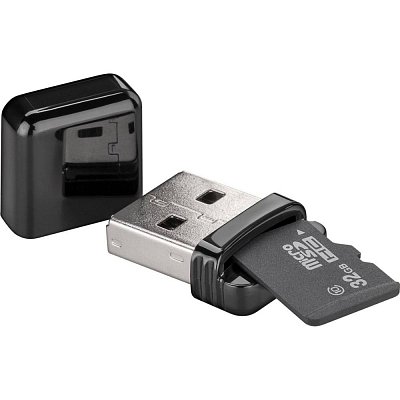 Čtečka paměťových karet formátu microSD. Miniaturní rozměry formátu "dongle"