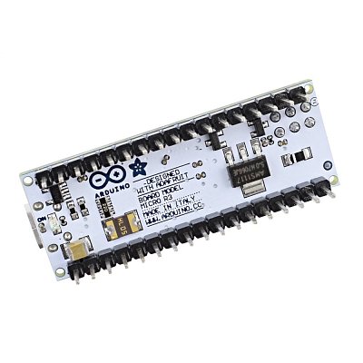 Klon Micro s řadičem ATmega32u4. Tento pokročilý čip obsahuje vestavěnou USB komunikaci. 