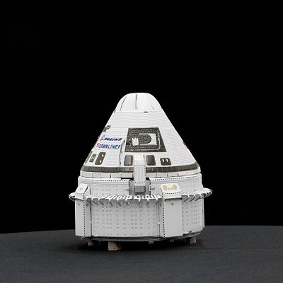 Stavebnice 3D kovového modelu Boeing Starliner