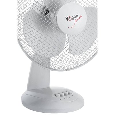 VIGAN MammothStolní ventilátor vhodný pro použití v horkých letních dnech v domácnostech, kancelářích, chalupách a chatách.