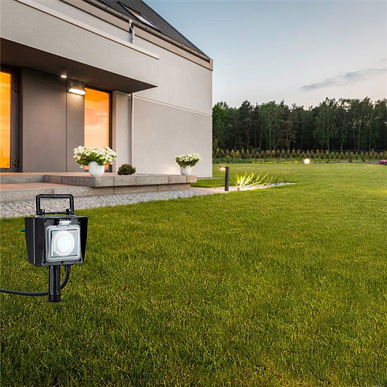 Prodlužovací kabel 2 zásuvky 1,5m SOLIGHT PG03 s časovým spínačem