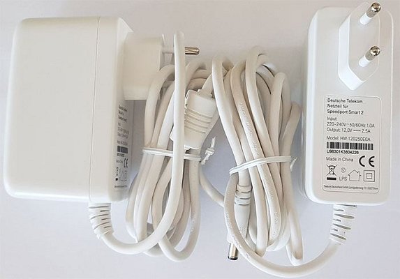 Adaptér napájecí 12V 2500mA Deutsche Telekom HW-120250E0A (5,5x2,1mm)