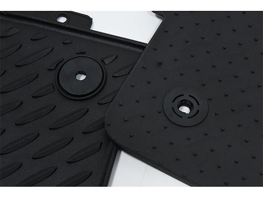 Koberce gumové COMPASS PERFECT FIT P3 s fixací sada 4ks