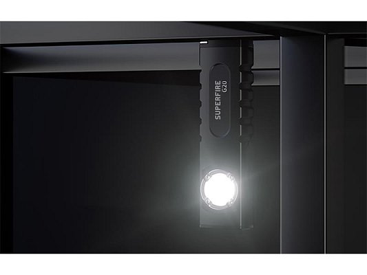Svítilna SUPERFIRE G20
