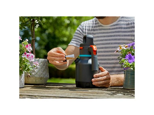 Postřikovač ruční tlakový GARDENA 11120-20 1,25l