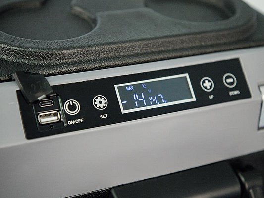 Autochladnička BLOW 44-211 42l