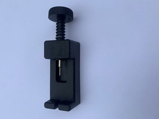 Aplikátor ke zkrácení řemínku k Apple Watch