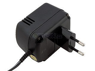 Nabíječka Ni-Cd/Ni-MH akumulátorů MINWA MW2076 (MW2076+cigarette lighter plug)