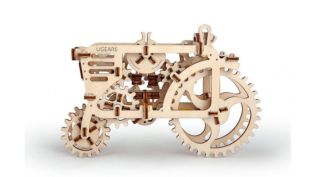Dřevěná stavebnice 3D mechanické Puzzle Traktor