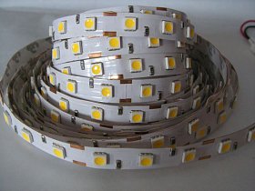 EE LED pásek SMD5050 5m 300ks/5m 48W/5m studený bílý IP20